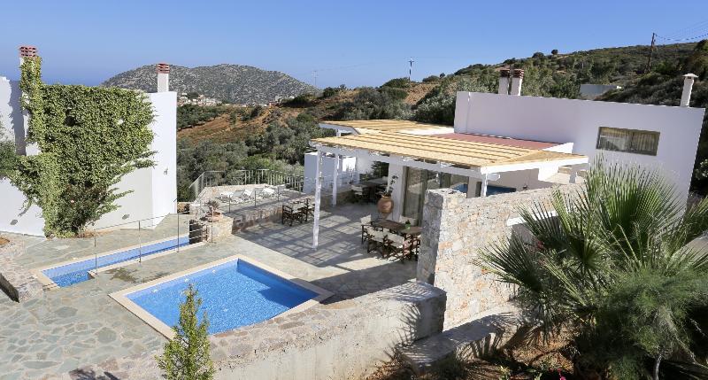 Achlada - Mourtzanakis Residence Akhládha Exterior foto